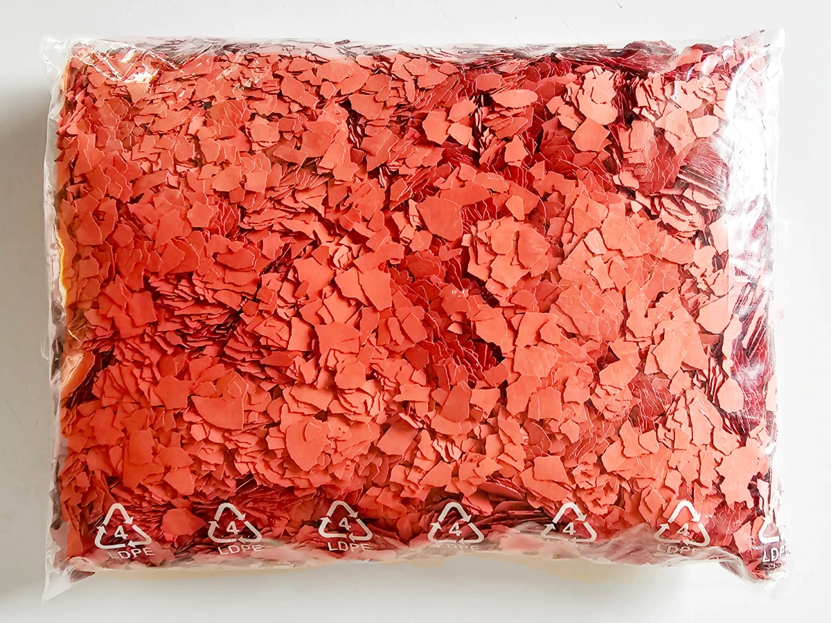 PŁATKI DEKORACYJNE DO POSADZKI ANTYPOŚLIZGOWE 100g / 10m2 – dekoracyjne do wnętrz – Szklane Mozaiki