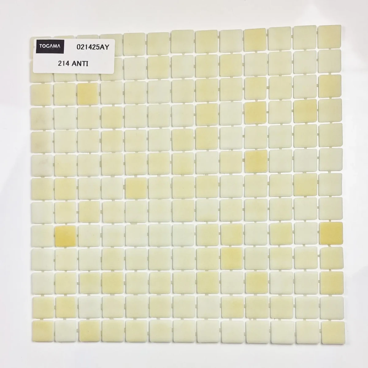 MOZAIKA BASENOWA TOGAMA NIEBLA BEIGE SILK MAT – dekoracyjne do wnętrz – Szklane Mozaiki