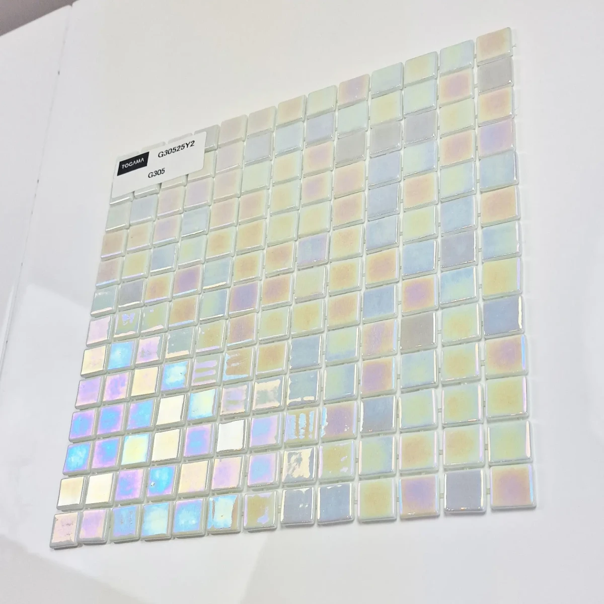MOZAIKA BASENOWA TOGAMA SHINE PEARL AQUASHINE – dekoracyjne do wnętrz – Szklane Mozaiki