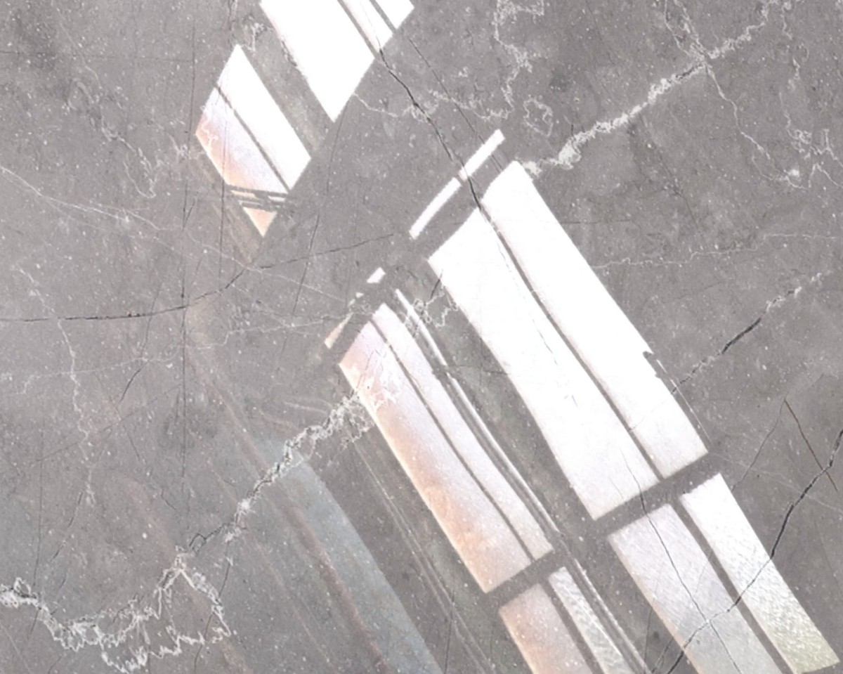PŁYTKA Gres polerowany Sintelo 60 x 60 cm dark – dekoracyjne do wnętrz – Szklane Mozaiki