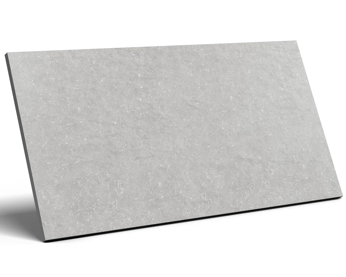 PŁYTKA TARASOWA GRESOWA 2 CM 60x120 BLUESTONE JASNA SZARA RUSTIC MAT R11 – dekoracyjne do wnętrz – Szklane Mozaiki