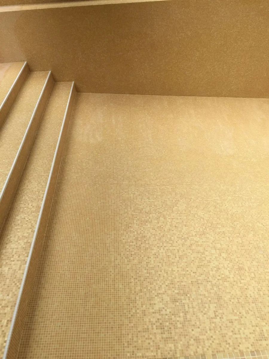 MOZAIKA BASENOWA TOGAMA ZŁOTA ANTIQUE GOLD MAT – dekoracyjne do wnętrz – Szklane Mozaiki