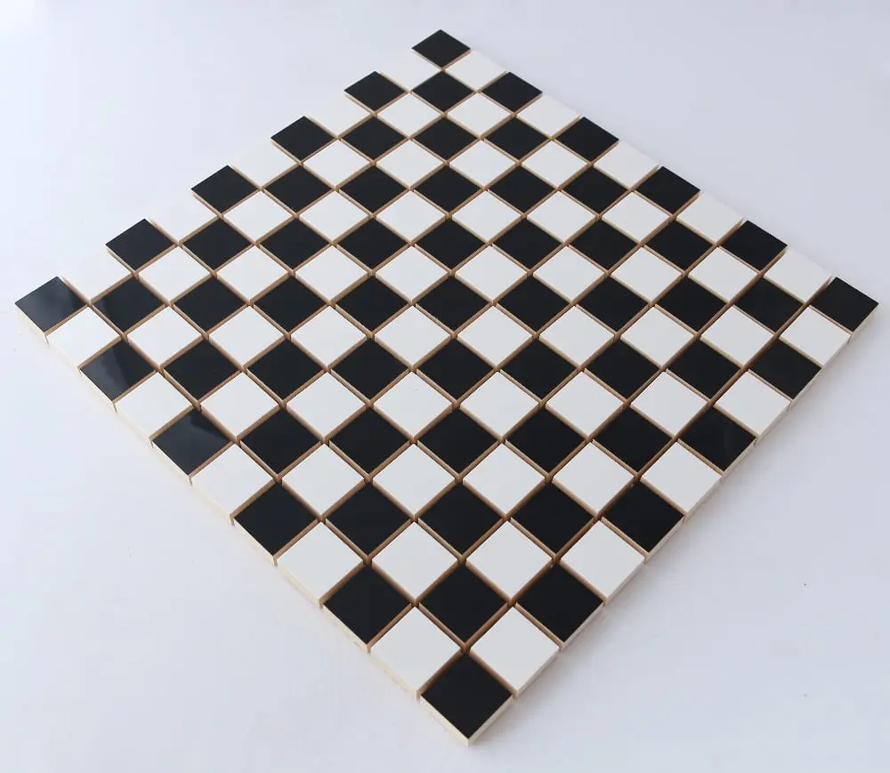 MOZAIKA CERAMICZNA CZARNA / BIAŁA (SZACHOWNICA) kostka 2.5 30X30cm – dekoracyjne do wnętrz – Szklane Mozaiki