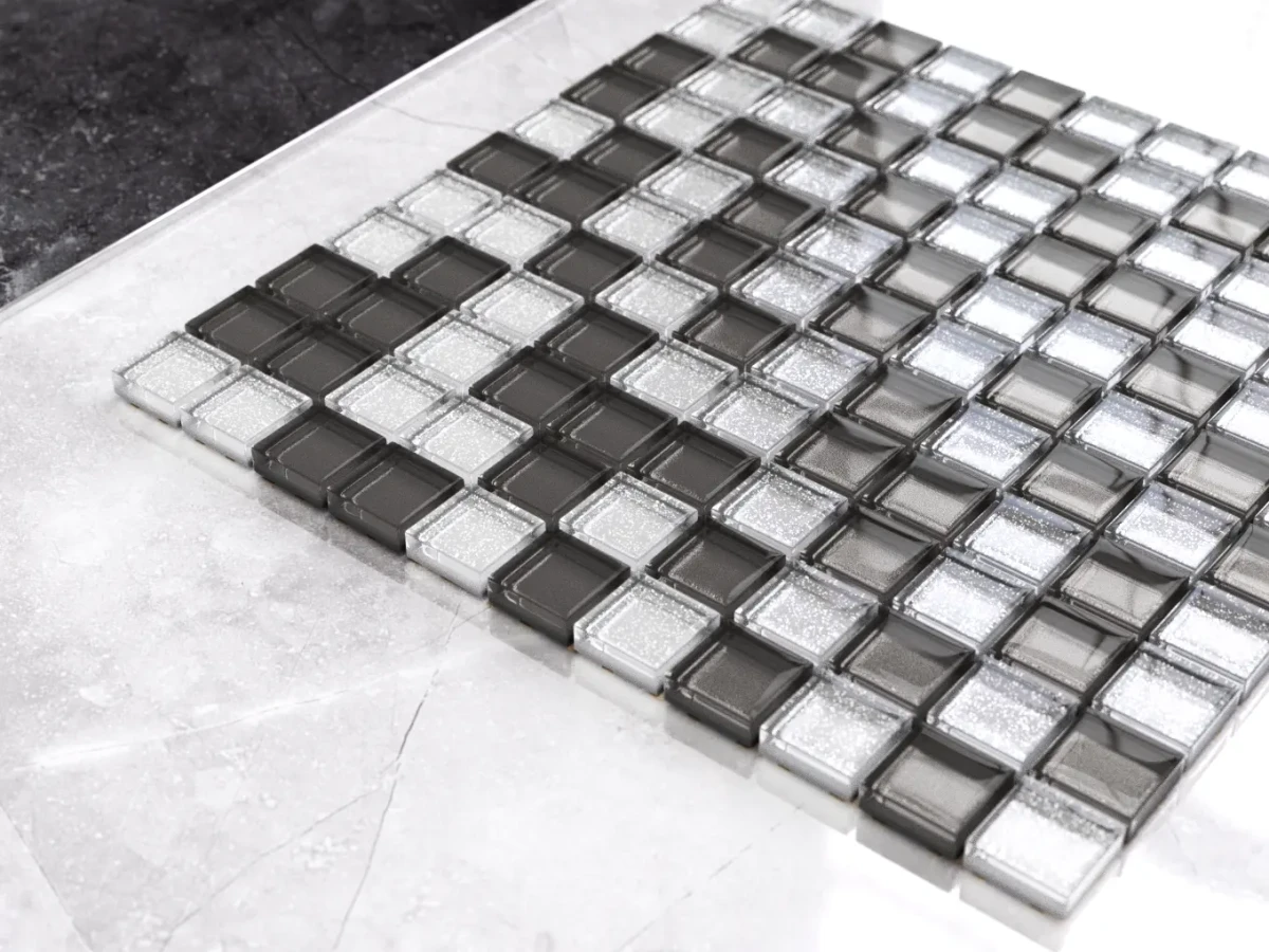 MOZAIKA SZKLANA GRAFIT SILVER BROKAT MIX 30X30 – dekoracyjne do wnętrz – Szklane Mozaiki
