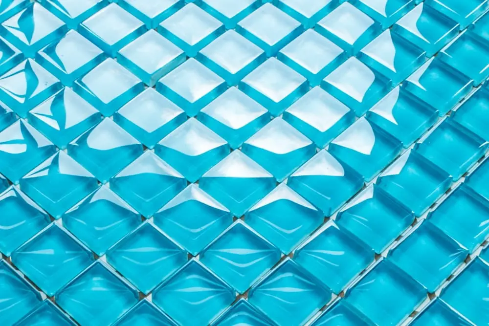 MOZAIKA SZKLANA NIEBIESKA AZUL BŁĘKITNA 30x30cm 8mm – dekoracyjne do wnętrz – Szklane Mozaiki