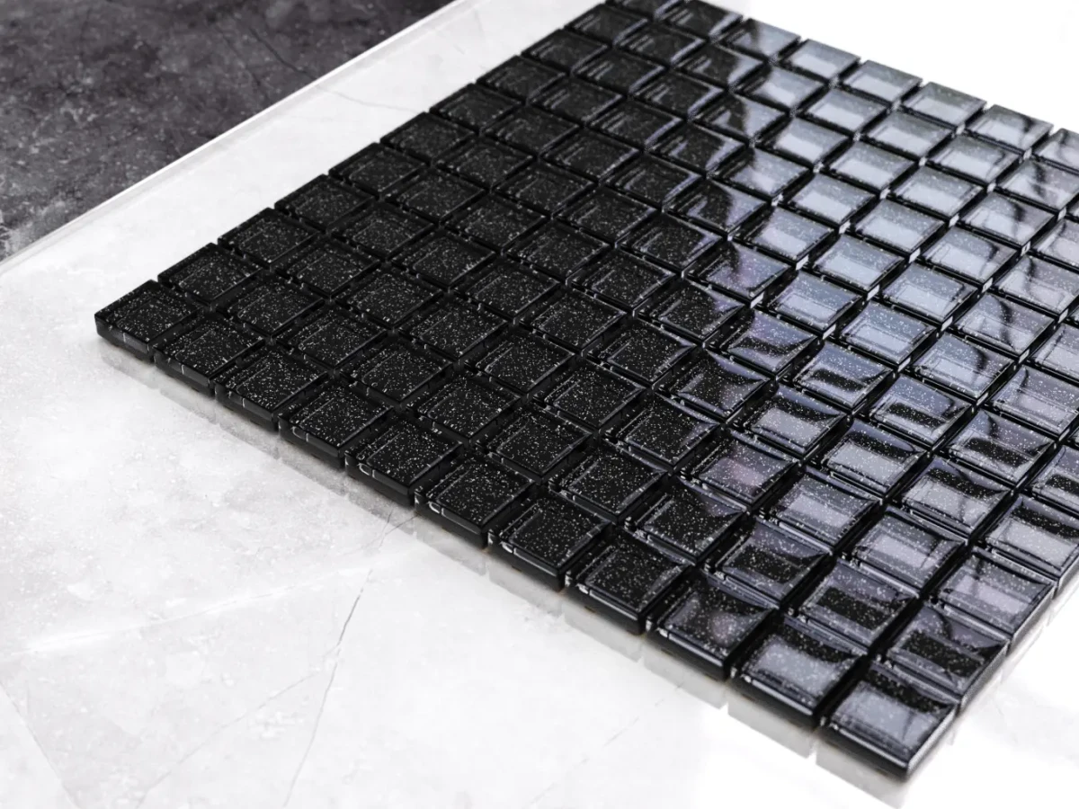 MOZAIKA SZKLANA CZARNA NERO BROKAT SREBRNY 30x30cm 8mm – dekoracyjne do wnętrz – Szklane Mozaiki