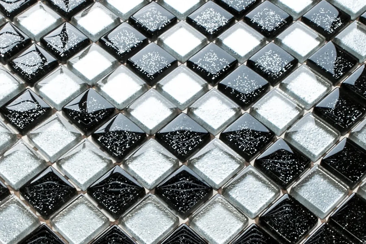 MOZAIKA SZKLANA SPOTLIGHT NERO SILVER BROKAT 30x30cm 8mm – dekoracyjne do wnętrz – Szklane Mozaiki
