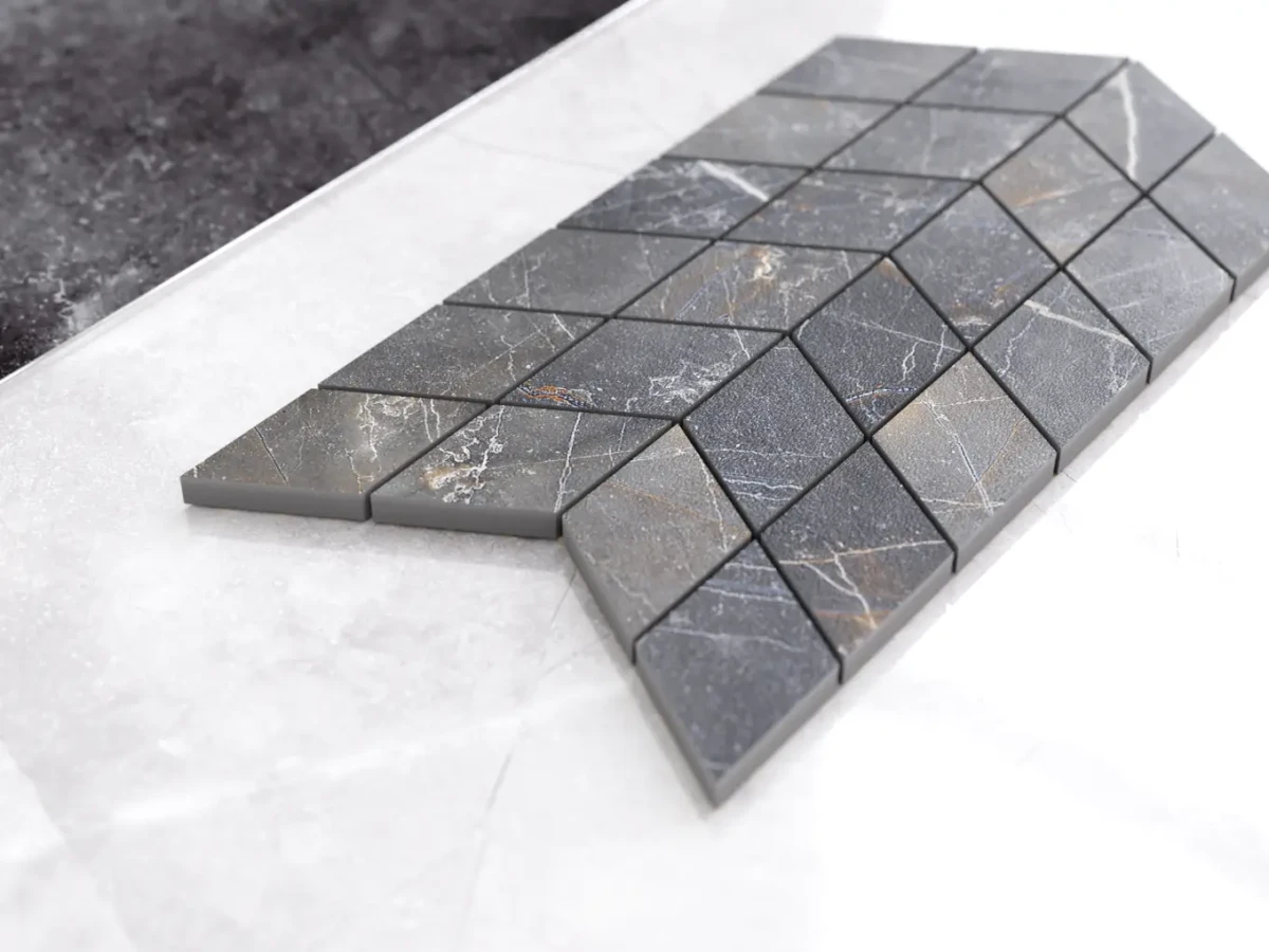 MOZAIKA GRESOWA DOUBLE CHEVRON ROMB SHINESTONE – dekoracyjne do wnętrz – Szklane Mozaiki