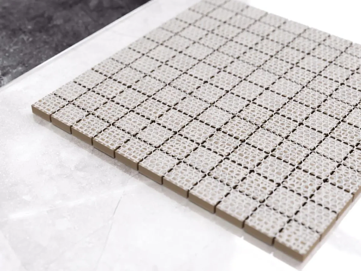 MOZAIKA CERAMICZNA BIAŁA SUPER  WHITE POŁYSK KOSTKA 2.5 30x30cm – dekoracyjne do wnętrz – Szklane Mozaiki