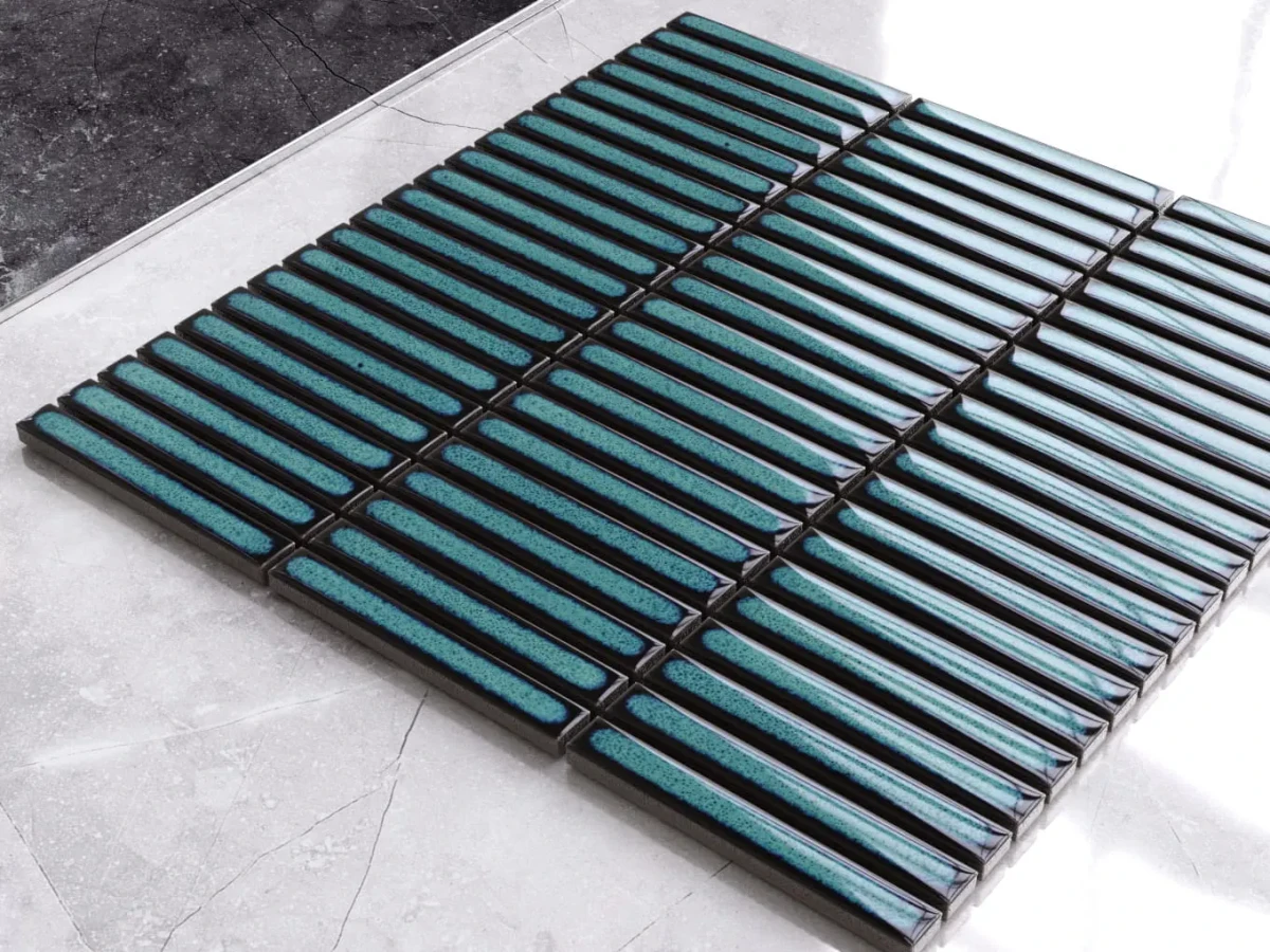 MOZAIKA CERAMICZNA MINI PIANO ATLANTIC BLUE POŁYSK – dekoracyjne do wnętrz – Szklane Mozaiki