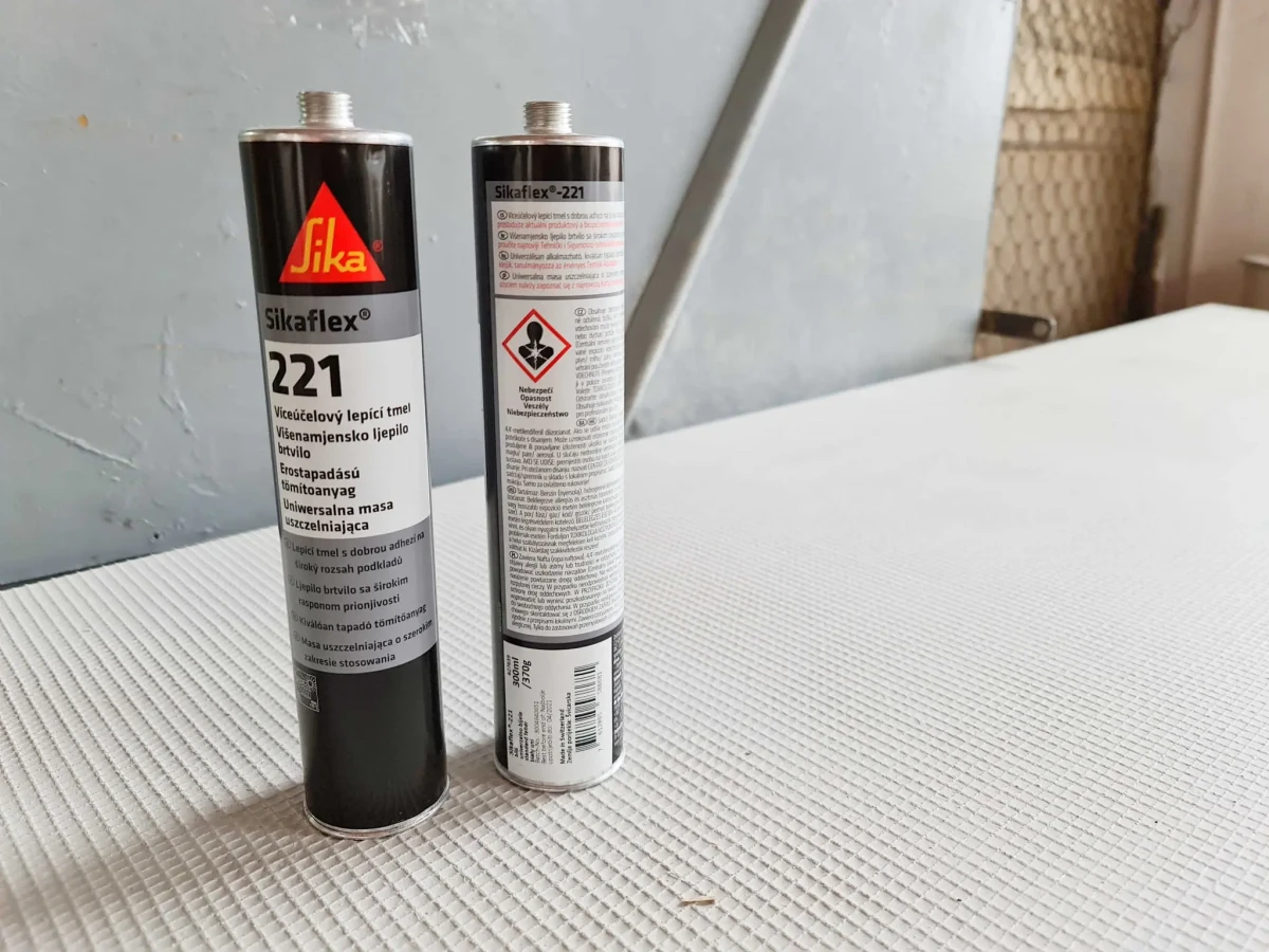 SIKAFLEX 221 KLEJ / USZCZELNIACZ 300ml SZARY – dekoracyjne do wnętrz – Szklane Mozaiki