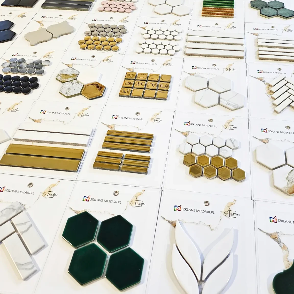 Wzornik mozaik by ILCOM Ceramica – dekoracyjne do wnętrz – Szklane Mozaiki