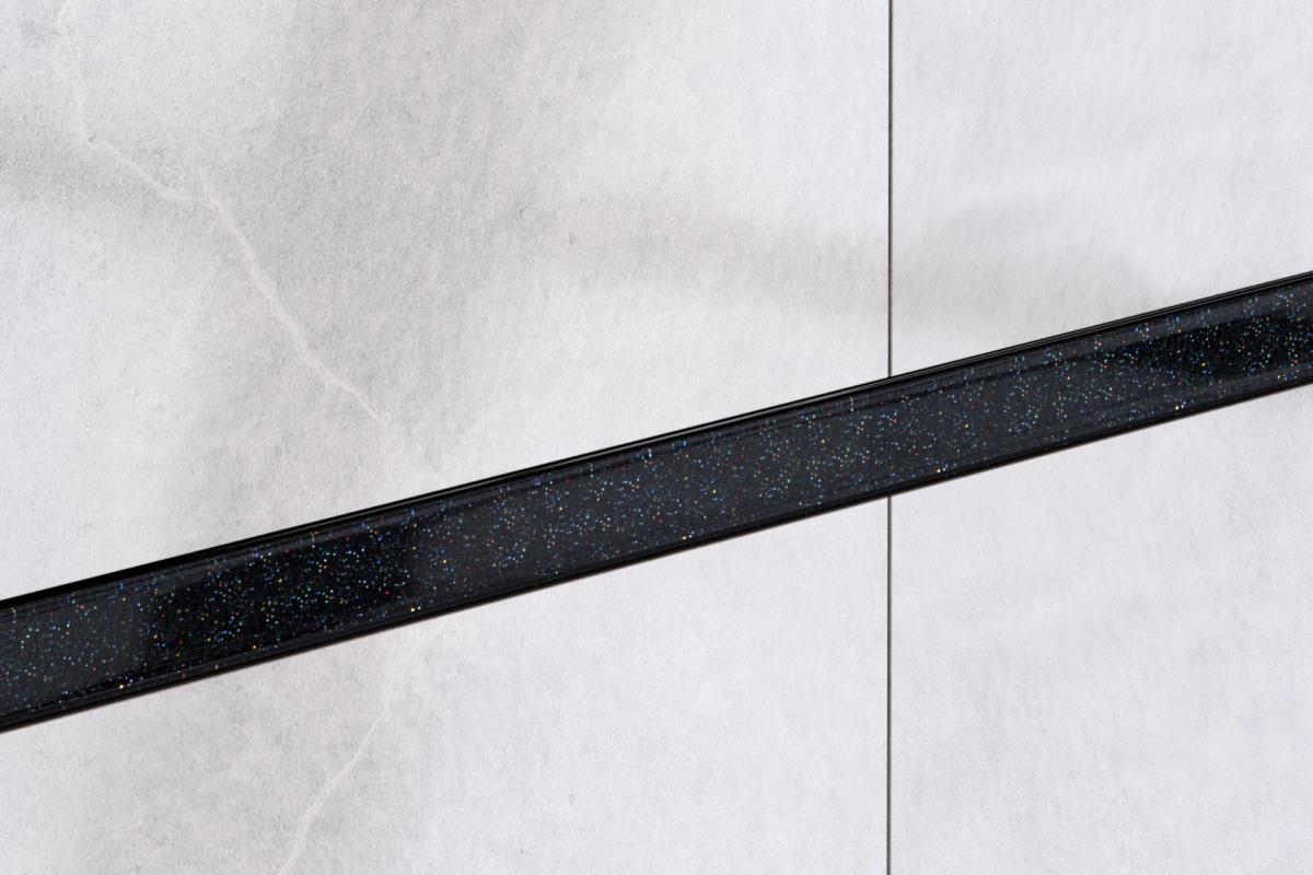 LISTWA SZKLANA CZARNA Z BROKATEM HOLOGRAFICZNYM 2.3 x 75 cm – dekoracyjne do wnętrz – Szklane Mozaiki